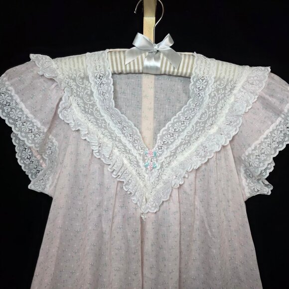 (2) Vintage Donna Richard for Gilligan & O'Malley Nightgowns - Picture 11 of 15